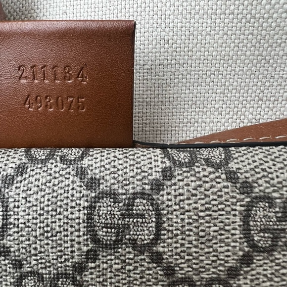 Gucci monogram tote - Picture 11 of 13